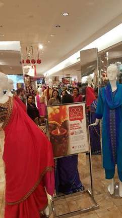 Macys7_manne1 242x430 Rot.jpg